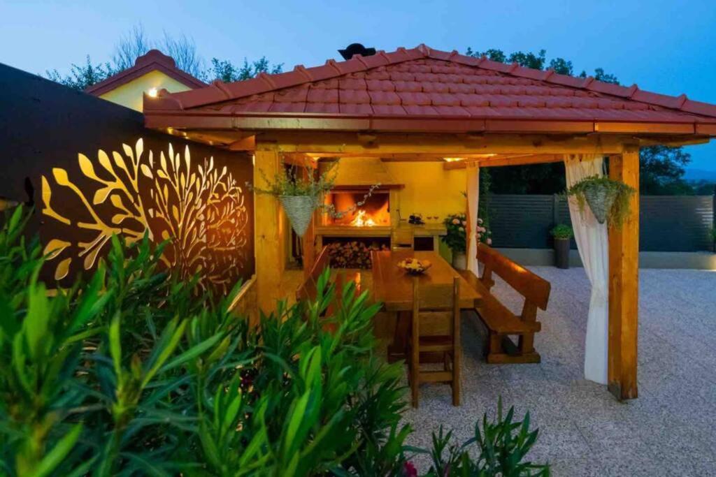 Villa Hope Zmijavci エクステリア 写真